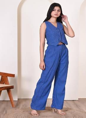 Blue schiffly coord 3