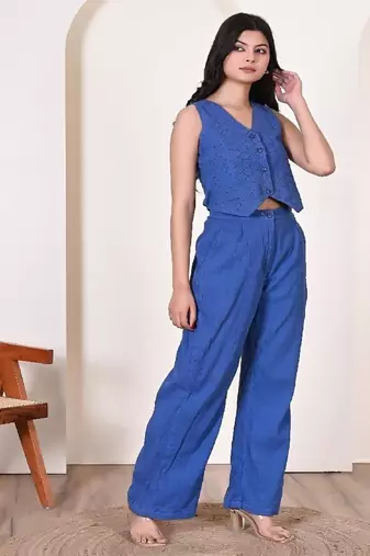 Blue schiffly coord