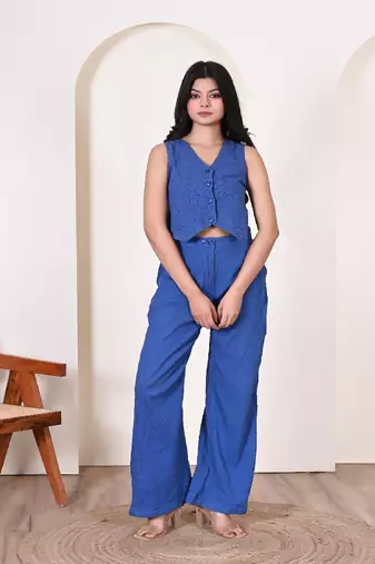 Blue schiffly coord