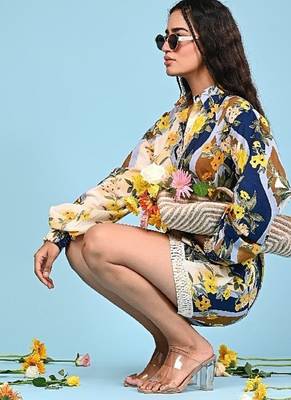 Off white & blue printed shorts & shirt co-ord 4