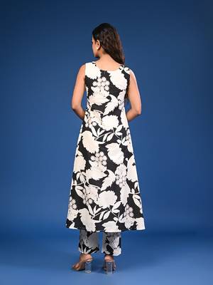 White & black printed cotton a-line coord 2