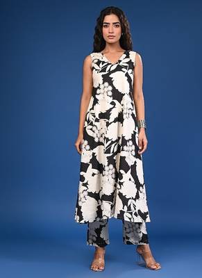 White & black printed cotton a-line coord 1