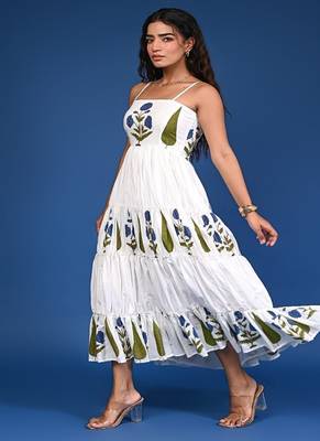 White block print tiered cotton maxi-dress 3