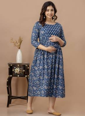 Blue  floral printed  cotton flared maternity maxi dress 1