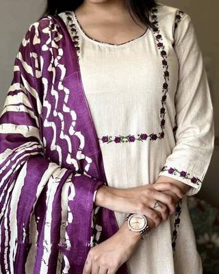 Beige Cotton Kurta Set with Purple Ikat Dupatta 3
