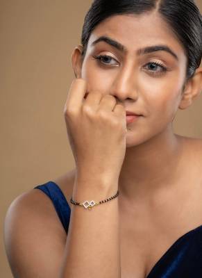 Gold plated hand mangalsutra in sterling silver 1