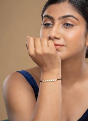 Gold plated hand mangalsutra in sterling silver 1