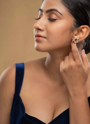 Gold plated multicolor stud earrings in sterling silver 1