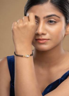 Gold plated hand mangalsutra in sterling silver 2