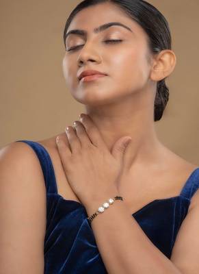 Gold plated hand mangalsutra in sterling silver 1