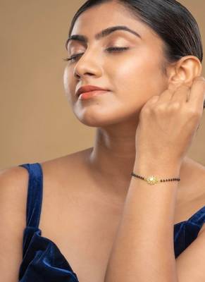 Gold plated hand mangalsutra in sterling silver 1