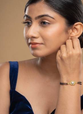 Gold plated hand mangalsutra in sterling silver 1