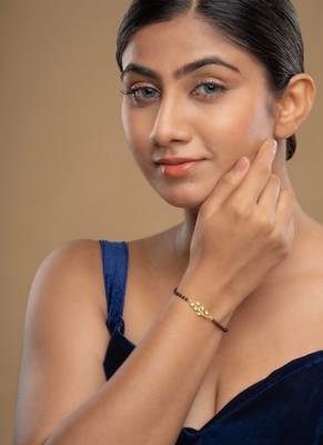 Gold plated hand mangalsutra in sterling silver 1