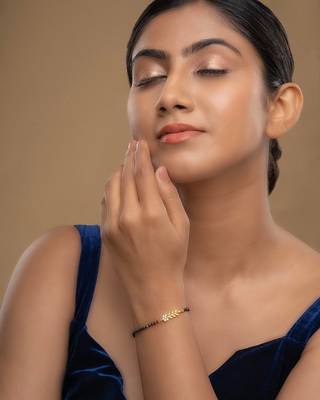 Gold plated hand mangalsutra in sterling silver 1