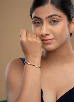 Gold plated hand mangalsutra in sterling silver 1