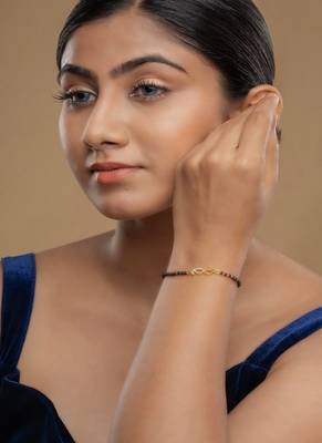 Gold plated hand mangalsutra in sterling silver 1