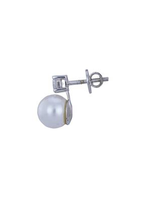 Gold plated stud earrings in sterling silver 3