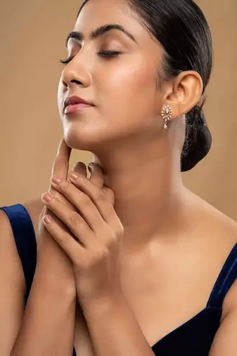Gold plated dangler earrings in sterling silver