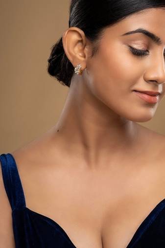 Gold plated earrings in sterling silver