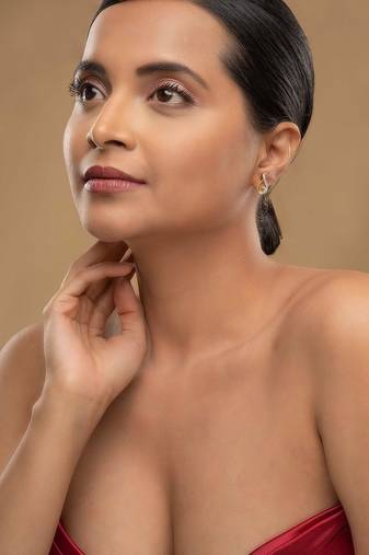 Gold plated stud earrings in sterling silver