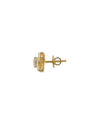 Gold plated stud earrings in sterling silver 3