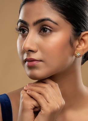 Gold plated stud earrings in sterling silver 2