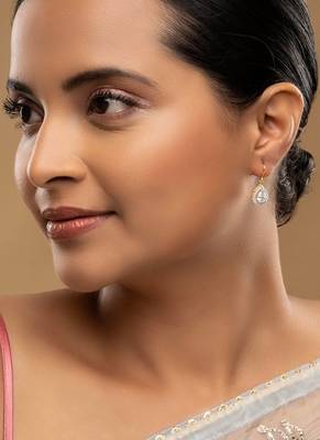 Gold plated earrings in sterling silver 1