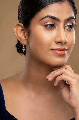 Gold plated earrings in sterling silver