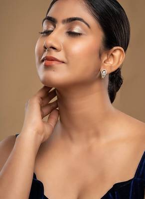 Gold plated earrings in sterling silver 1
