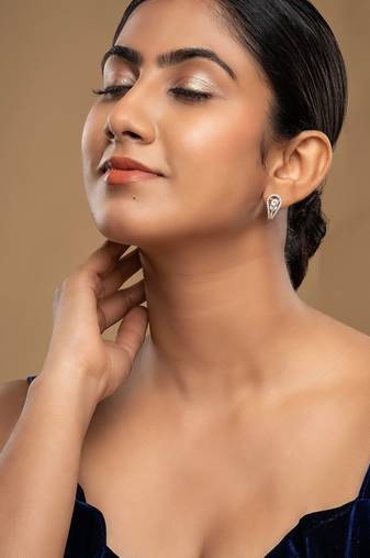 Gold plated earrings in sterling silver