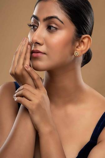 Gold plated stud earrings in sterling silver