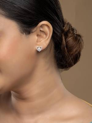 Gold plated stud earrings in sterling silver 1