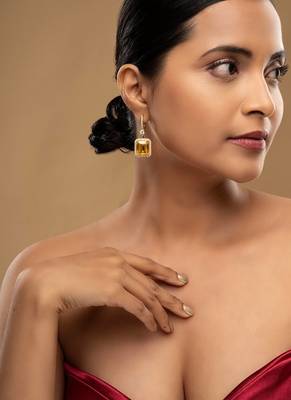 Gold plated earrings in sterling silver 1