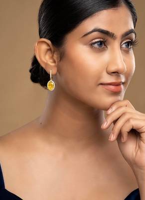 Gold plated dangler earrings in sterling silver 1