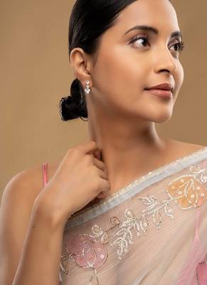 Gold plated earrings in sterling silver 1