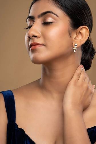 Gold plated earrings in sterling silver