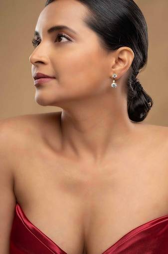 Gold plated earrings in sterling silver