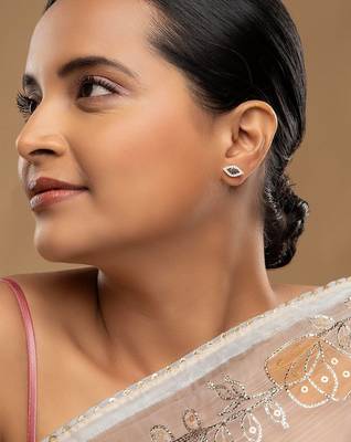 Gold plated black stud earrings in sterling silver 1