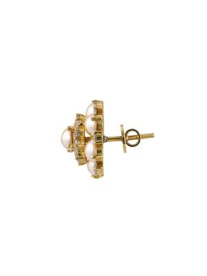 Gold plated stud earrings in sterling silver 3