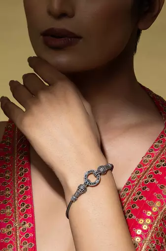 Oxidised woven chain bracelet