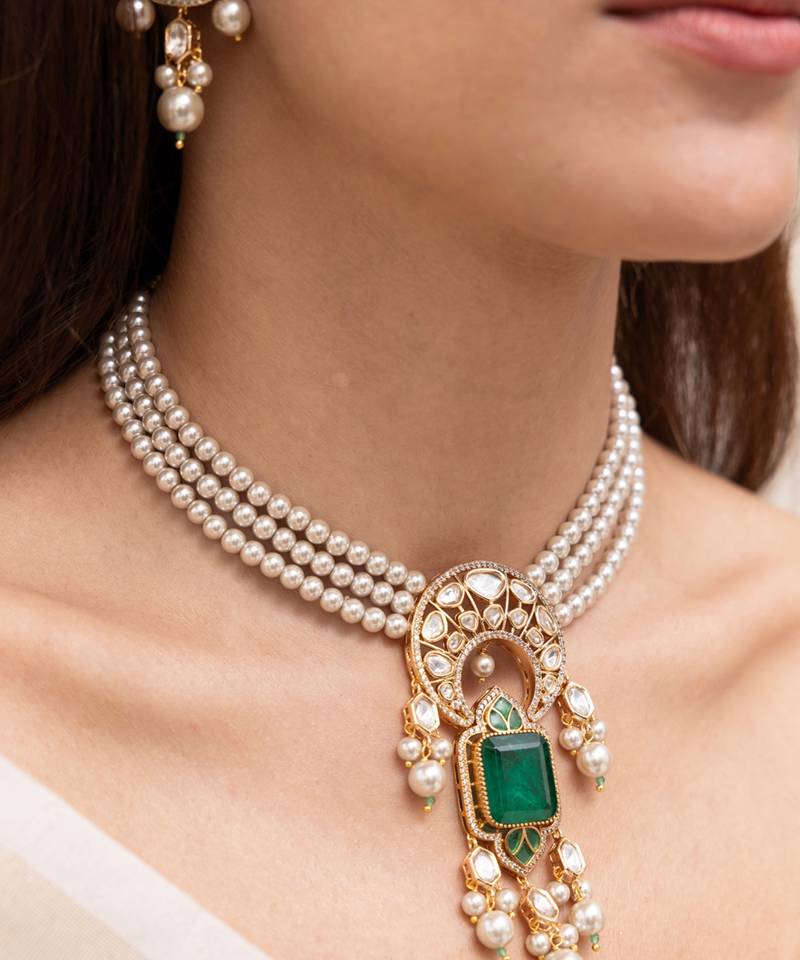 Gold plated green stone kundan necklace set