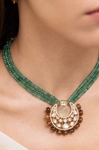 Gold plated green stone kundan necklace set
