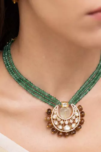 Gold plated green stone kundan necklace set