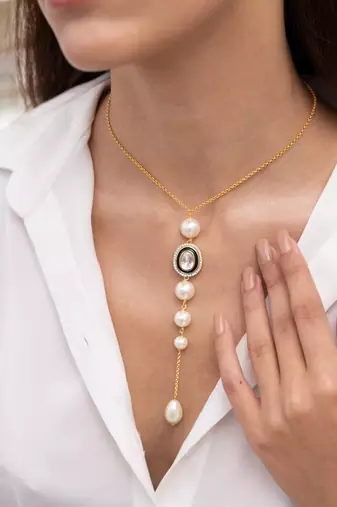 Gold plated pearl necklace