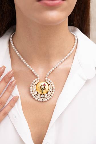 Gold plated Pearl necklace