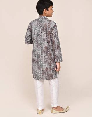 Kids boy multicolour cotton silk blend straight kurta pant set 3