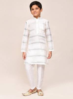 Kids boy off white jacquard silk blend straight kurta pant set 1