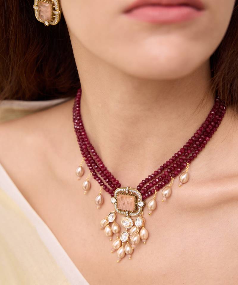Gold plated maroon kundan necklace set