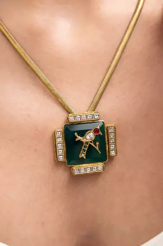 Gold plated green stone kundan necklace