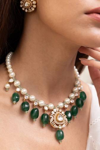 Gold plated green stone kundan necklace set